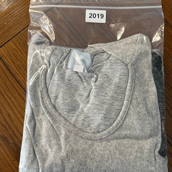 Sunday Gray Black Striped Hoodie Sweater Plus Size 2X V-Neck Pullover - Picture 7 of 7